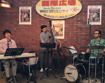 サンクス箕面2番館 地下1階国際広場