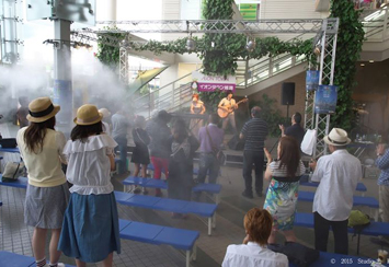 イオンタウン姫路 みんなの広場